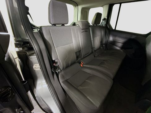 Used 2016 Ford Transit Connect XLT image 26