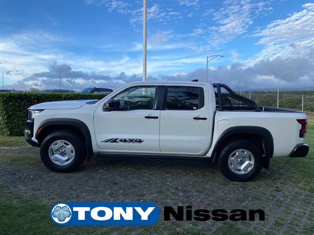 Used 2024 Nissan Frontier SV w/ Hardbody Edition AWD/4WD image 4