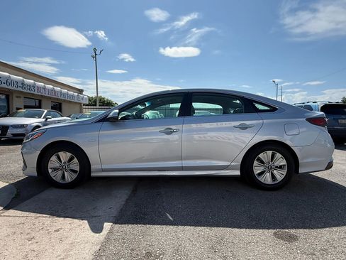 Used 2019 Hyundai Sonata SE FWD image 12