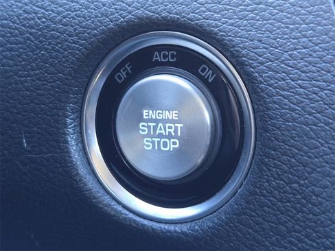 Used 2017 Genesis G80 3.8 w/ Option Group 02 image 16