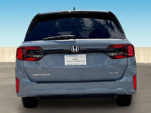 Used 2026 Honda Odyssey Elite image 6