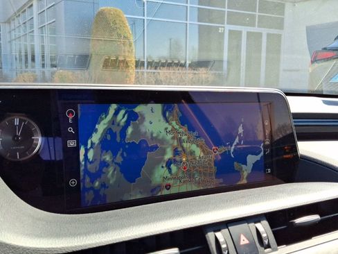 Used 2020 Lexus ES 300h w/ Premium Package image 6