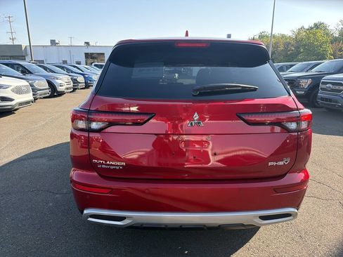 Used 2023 Mitsubishi Outlander SE AWD/4WD image 4