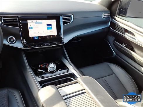 Used 2024 Jeep Wagoneer Series II image 18