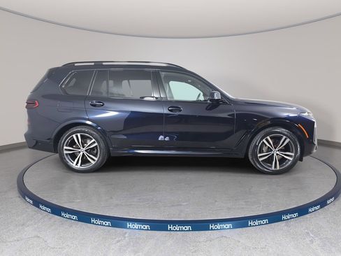 Certified 2024 BMW X7 xDrive40i w/ M Sport Package image 4