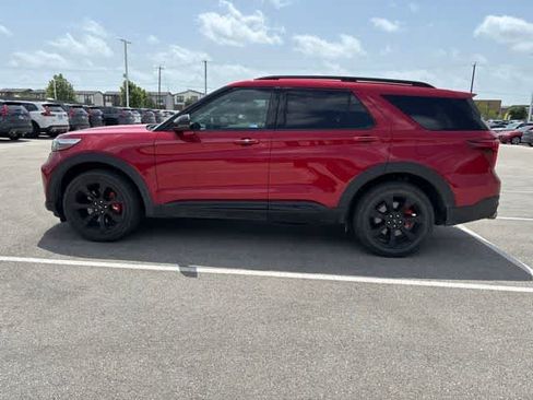 Used 2023 Ford Explorer ST w/ Equipment Group 401A AWD/4WD image 2