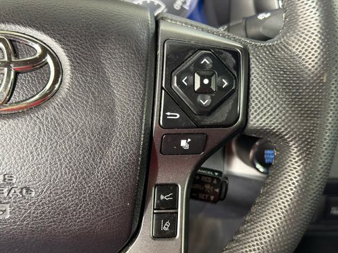 Used 2021 Toyota Tacoma TRD Sport RWD image 22