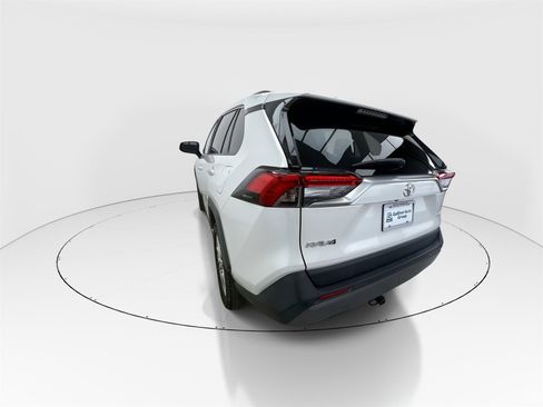 Used 2019 Toyota RAV4 Limited image 6