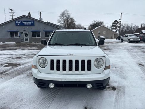 Used 2016 Jeep Patriot Sport image 8