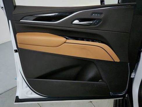 Certified 2023 Cadillac Escalade Premium Luxury w/ Performance Package image 11