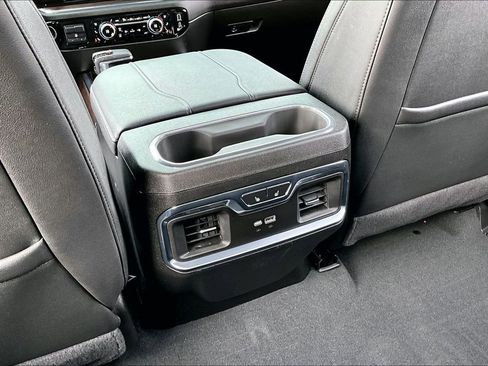 Used 2024 GMC Sierra 1500 SLT w/ SLT Premium Plus Package image 11