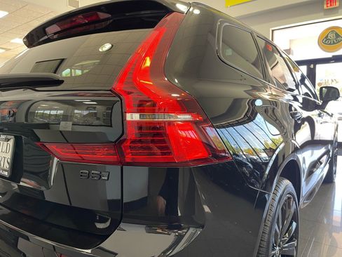 Used 2025 Volvo XC60 B5 Ultra w/ Climate Package AWD/4WD image 17