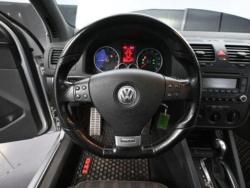 Used 2006 Volkswagen GTI 2.0T 2-Door FWD image 20