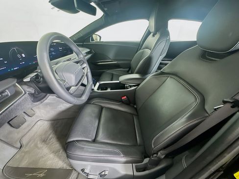 Used 2023 Lucid Air Touring AWD/4WD image 13