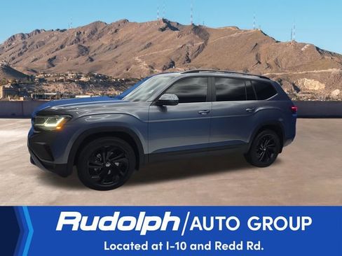 Used 2023 Volkswagen Atlas SE w/ Black Wheel Package FWD image 2