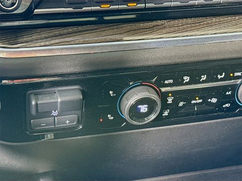 Certified 2023 Chevrolet Silverado 1500 RST image 16