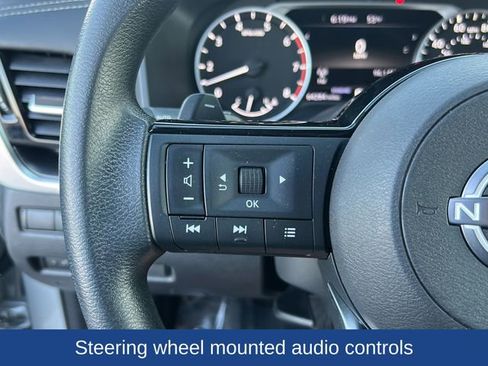 Used 2022 Nissan Rogue SV FWD image 22