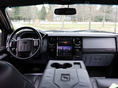 Used 2016 Ford F450 XLT w/ XLT Interior Package image 62