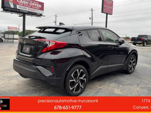 Used 2019 Toyota C-HR XLE FWD image 6