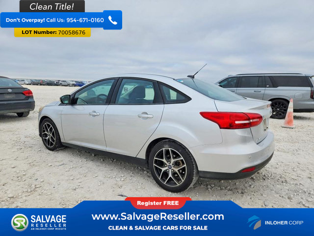 Used 2017 Ford Focus SEL FWD image 3