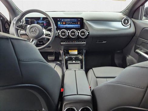 New 2025 Mercedes-Benz GLA 250 image 14