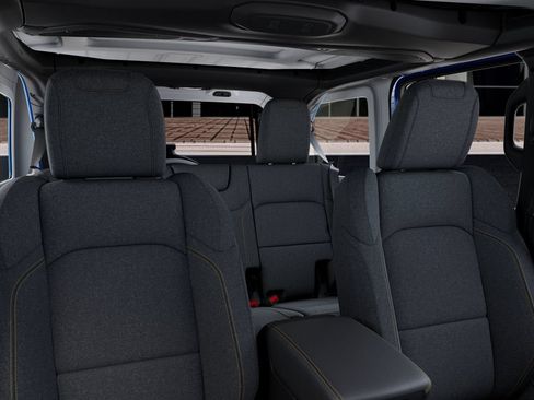 New 2025 Jeep Wrangler Unlimited Sahara AWD/4WD image 26