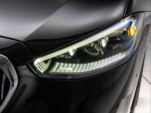 Used 2023 Mercedes-Benz Maybach S 680 4MATIC image 13