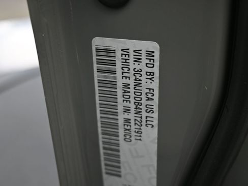 Used 2022 Jeep Compass Trailhawk w/ Trailhawk Elite Group image 41