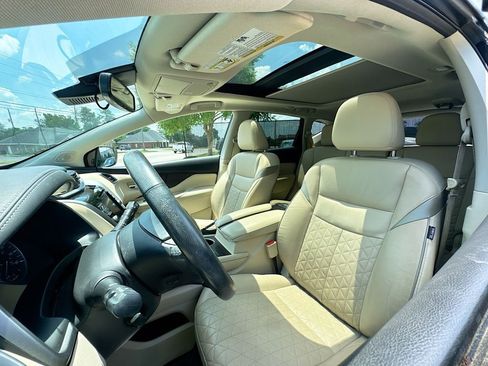 Used 2019 Nissan Murano Platinum w/ Cargo Package FWD image 10