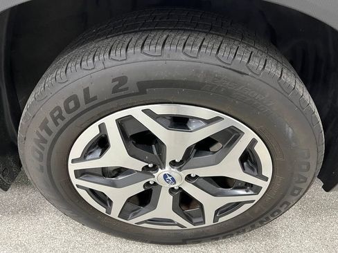 Used 2022 Subaru Forester Premium AWD/4WD image 18