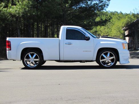 Used 2011 GMC Sierra 1500 W/T w/ Work Truck Plus Package image 6