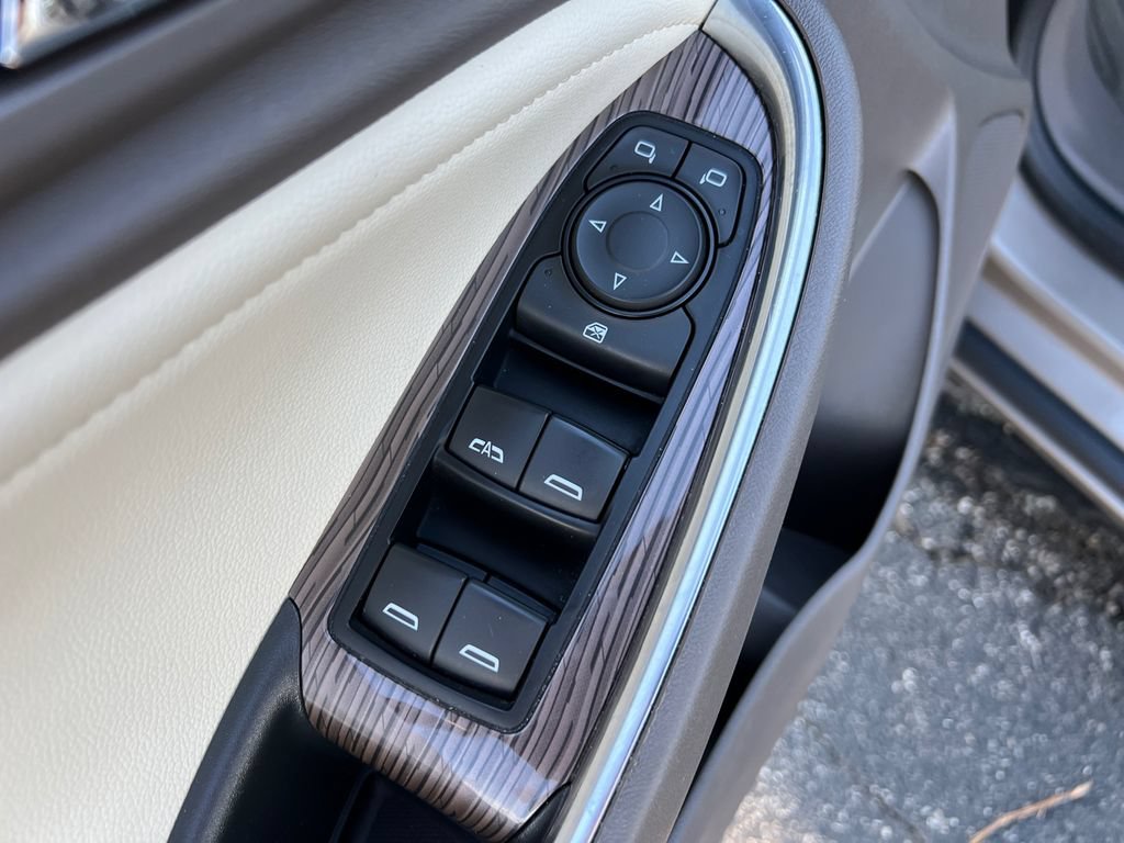 Used 2024 Chevrolet Malibu LT FWD image 20