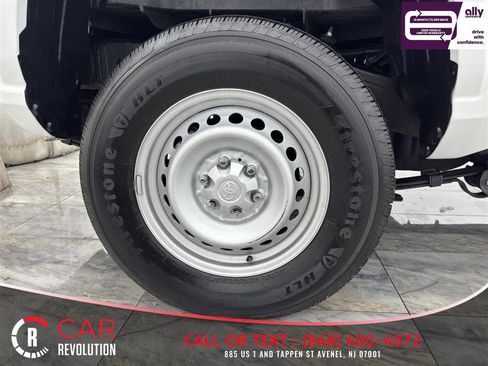 Used 2024 Toyota Tacoma SR RWD image 10