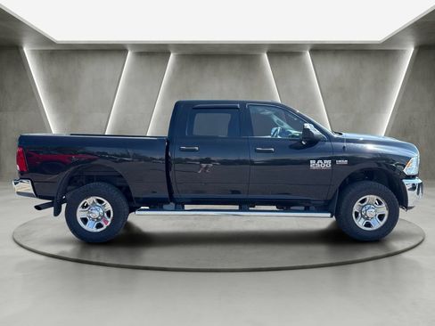 Used 2018 RAM 2500 Tradesman w/ Chrome Appearance Group AWD/4WD image 8