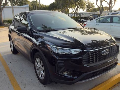Used 2024 Ford Escape Active w/ Tech Pack #1 FWD image 7