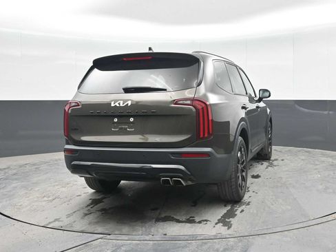 Used 2022 Kia Telluride EX w/ EX Premium Package AWD/4WD image 10