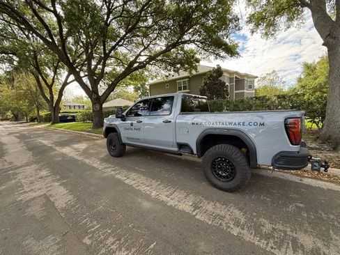 Used 2024 GMC Sierra 2500 AT4X w/ AT4X AEV Edition image 2