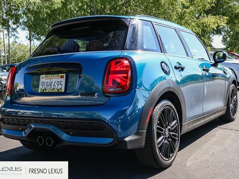 Used 2023 MINI Cooper S w/ Signature Upholstery Package FWD image 6