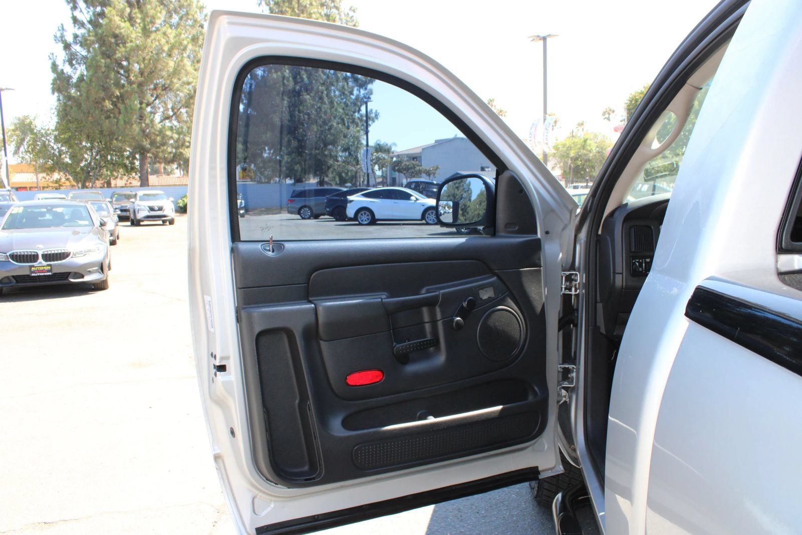 Used 2004 Dodge Ram 1500 Truck ST RWD image 11