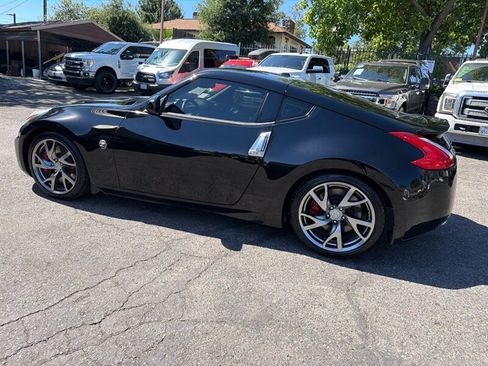 Used 2013 Nissan 370Z Touring w/ Sport Pkg RWD image 12