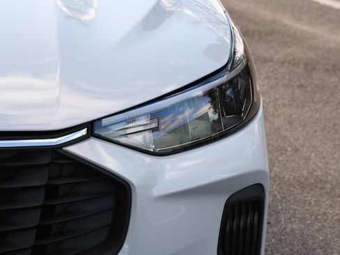 Used 2025 Ford Escape Active image 10