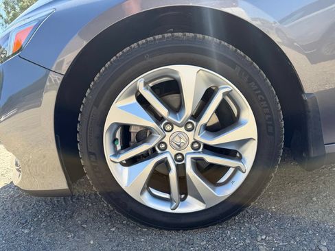 Used 2019 Honda Accord LX image 9