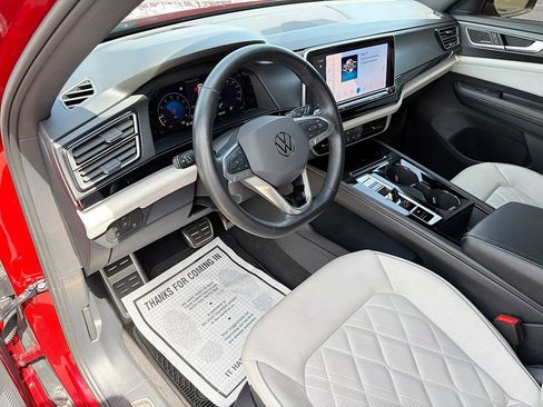 Used 2024 Volkswagen Atlas Cross Sport SEL Premium R-Line AWD/4WD image 25