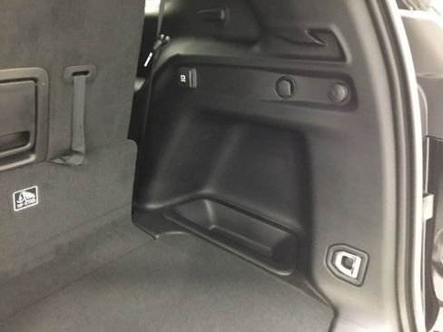 New 2025 Jeep Grand Cherokee L Limited w/ Luxury Tech Group II image 17