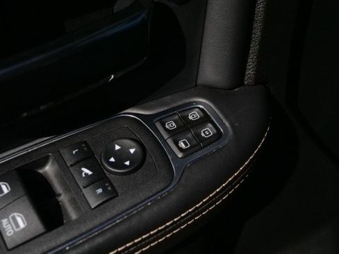 Used 2023 RAM 3500 Limited image 25