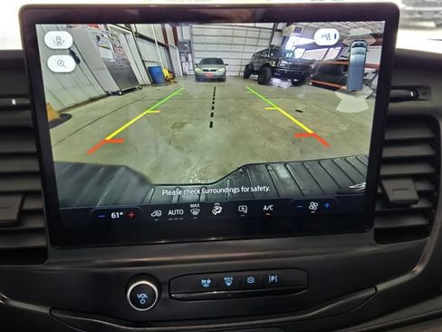Used 2023 Ford Transit 250 Low Roof RWD image 20