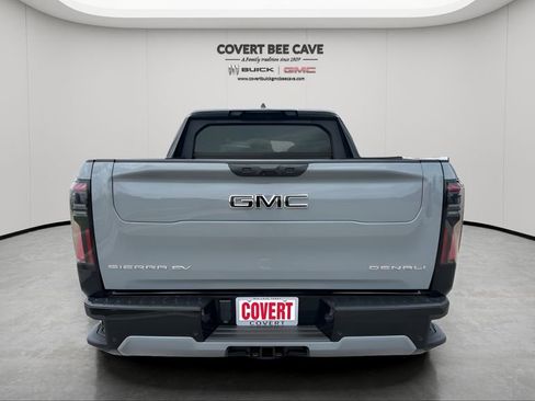 New 2025 GMC Sierra EV Denali image 8