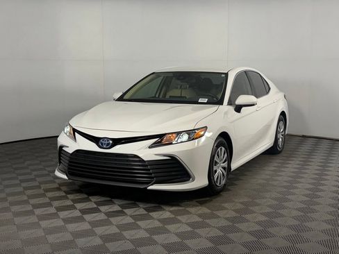 Used 2024 Toyota Camry LE image 2
