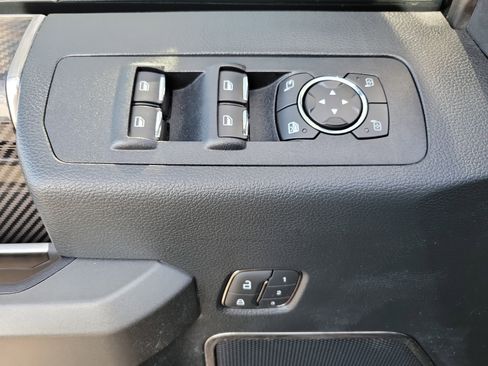 Used 2020 Ford F150 Raptor w/ Equipment Group 802A Luxury image 7