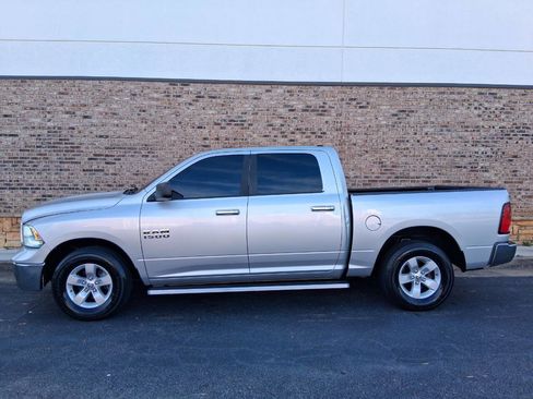 Used 2015 RAM 1500 Classic SLT image 2